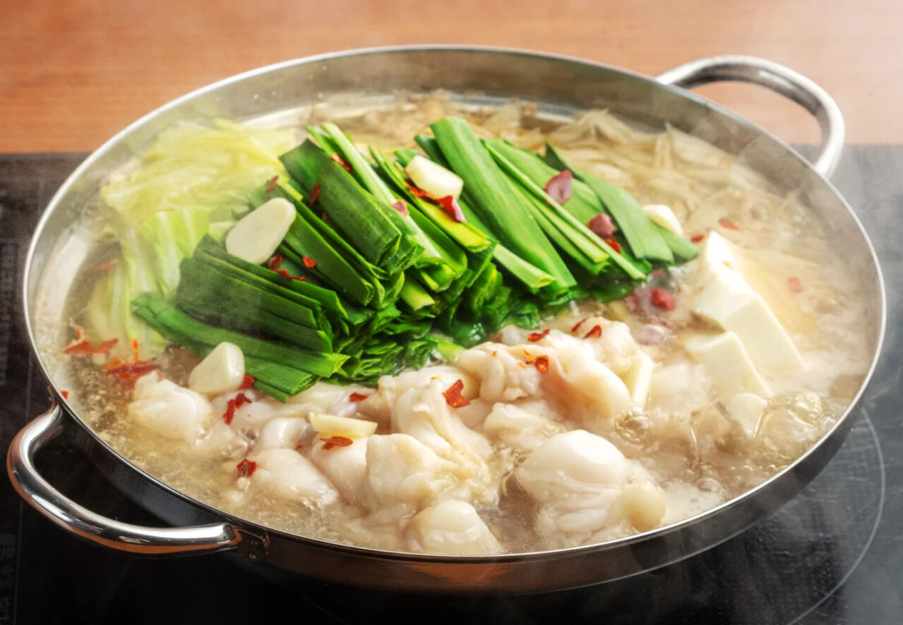 コク深い味わいの「味噌もつ鍋」