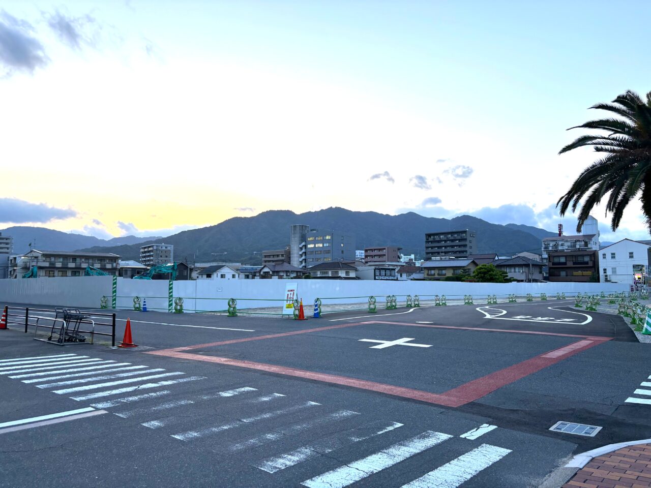 旧マックスバリュ跡地で進む工事現場の様子