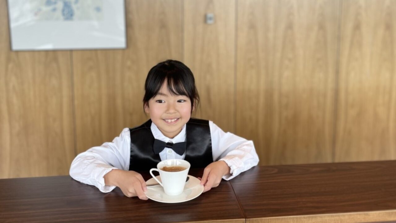 コーヒー体験を通じてSDGsについて学ぶ子どもたちの様子(イメージ)
