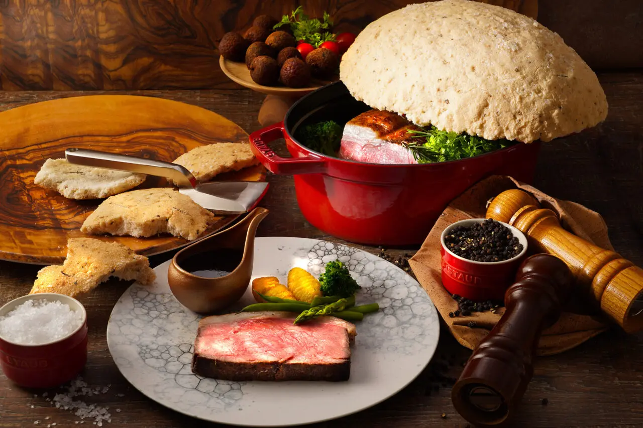 ローストビーフの反逆で提供されるローストビーフ料理