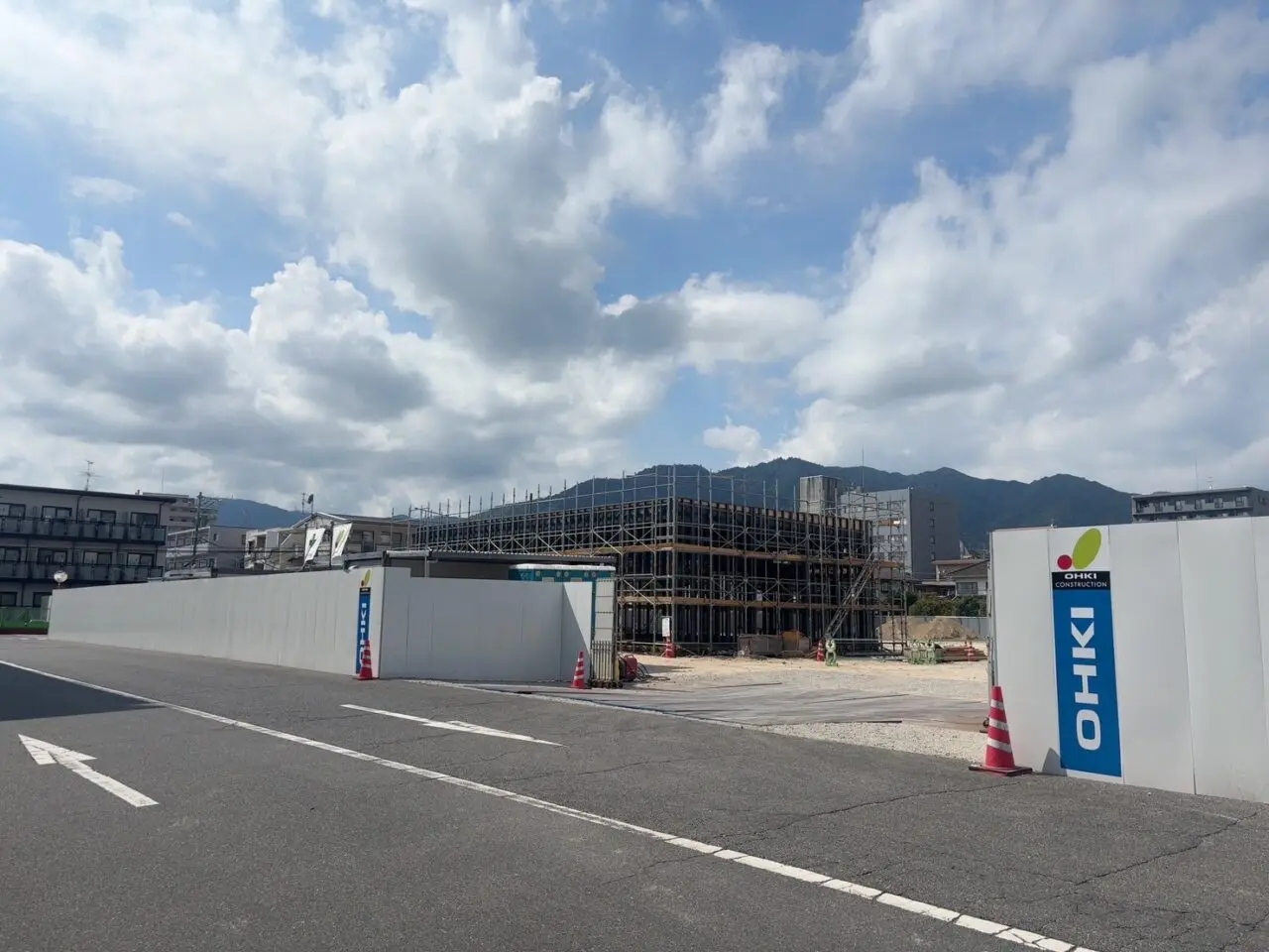 旧マックスバリュ跡地で進む建物建設の様子