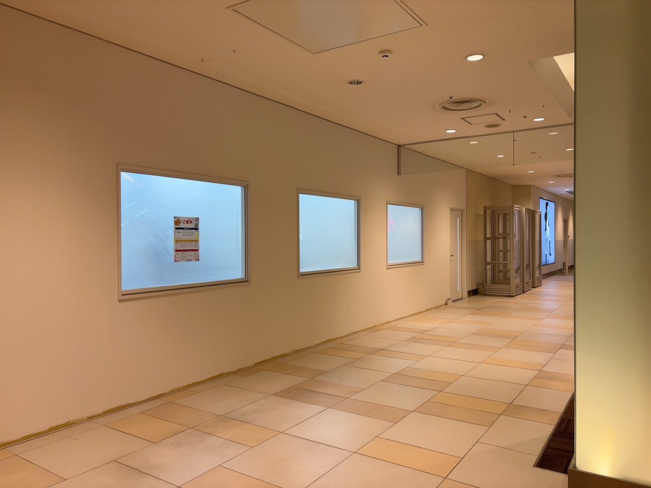 アルパーク東棟2階H＆M裏側、将棋パークのオープン予定地となる区画の様子。