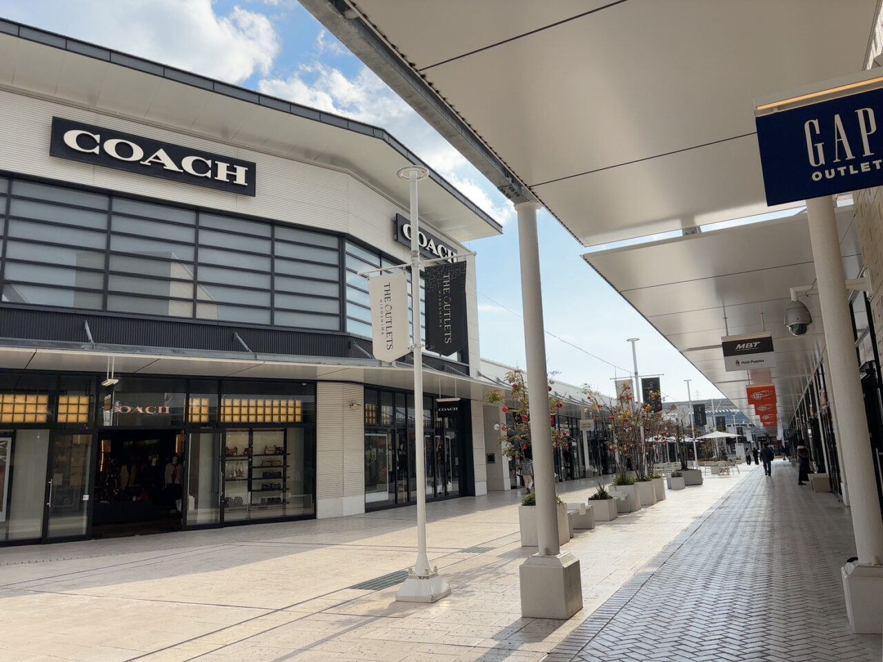 ジ・アウトレット広島で開催されるクリスマスイベントの案内看板