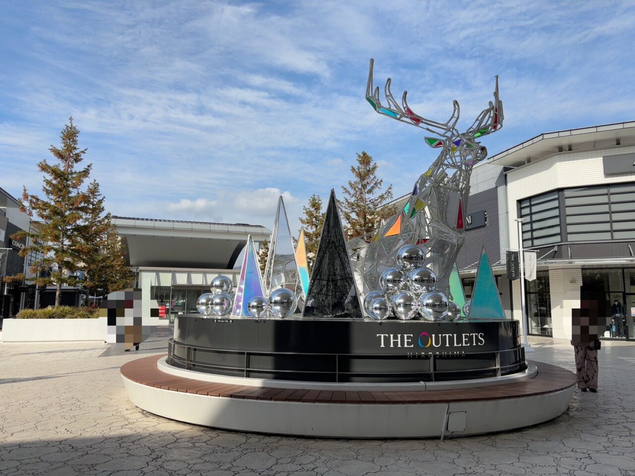 ジ・アウトレット広島で開催されるクリスマスイベントの案内看板