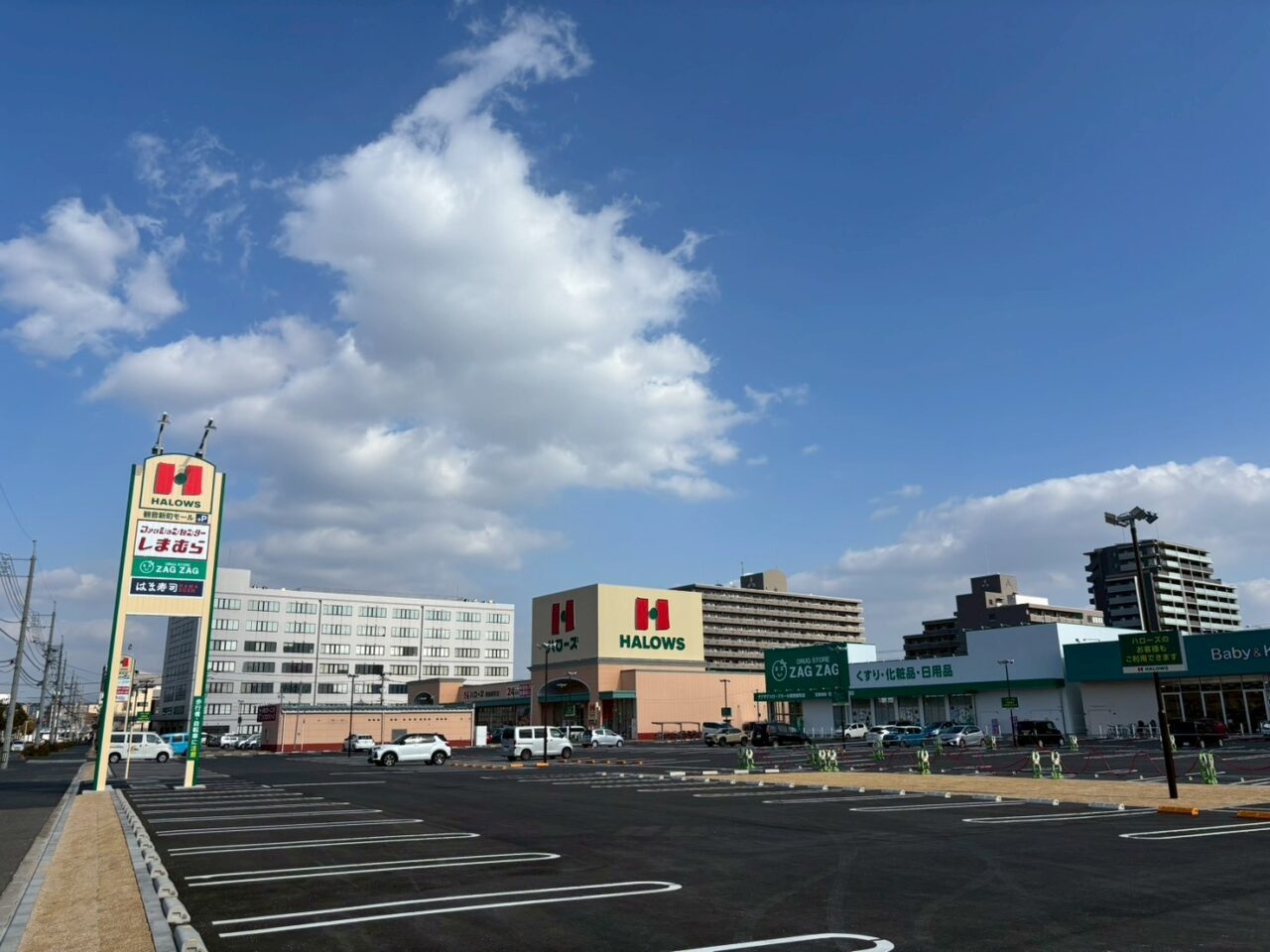 西区観音新町モール内にオープン予定のはま寿司。