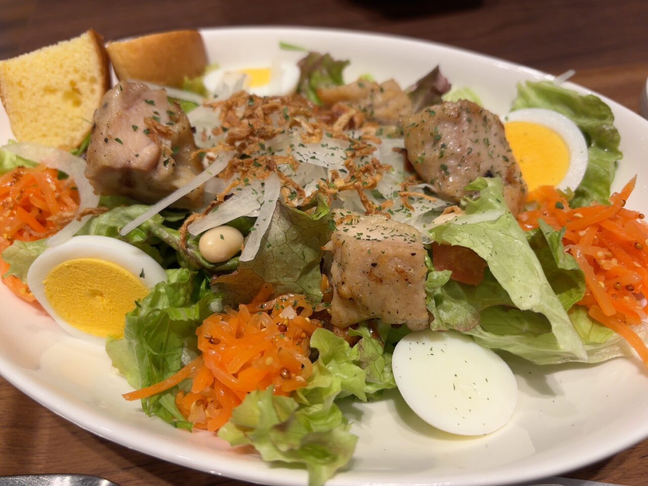 広島市中区パセーラ3階のsofa - Book and Cafe