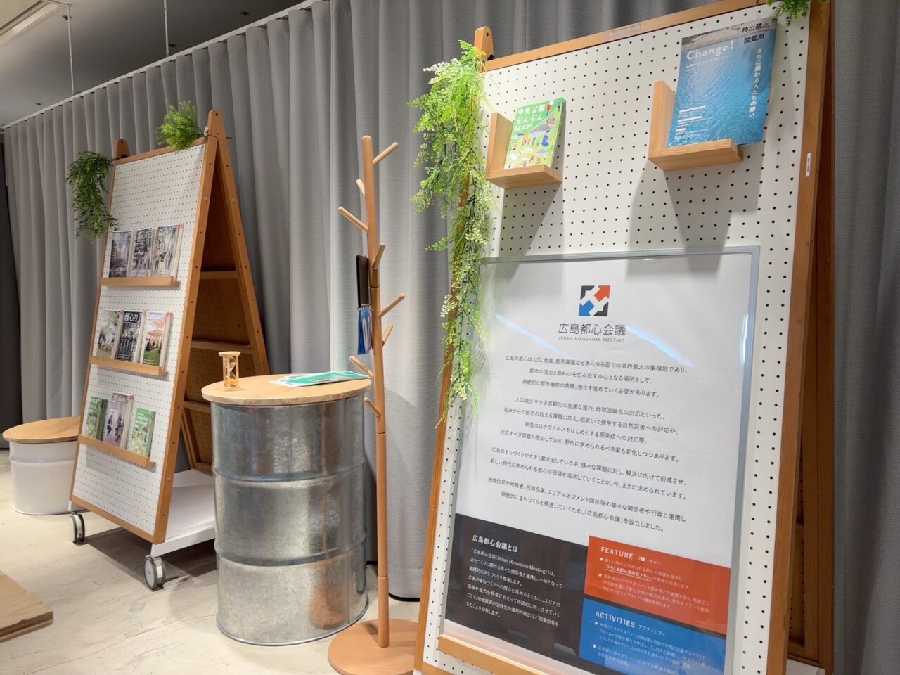 紙屋町シャレオ西通りに設置されたフリー卓球台の様子