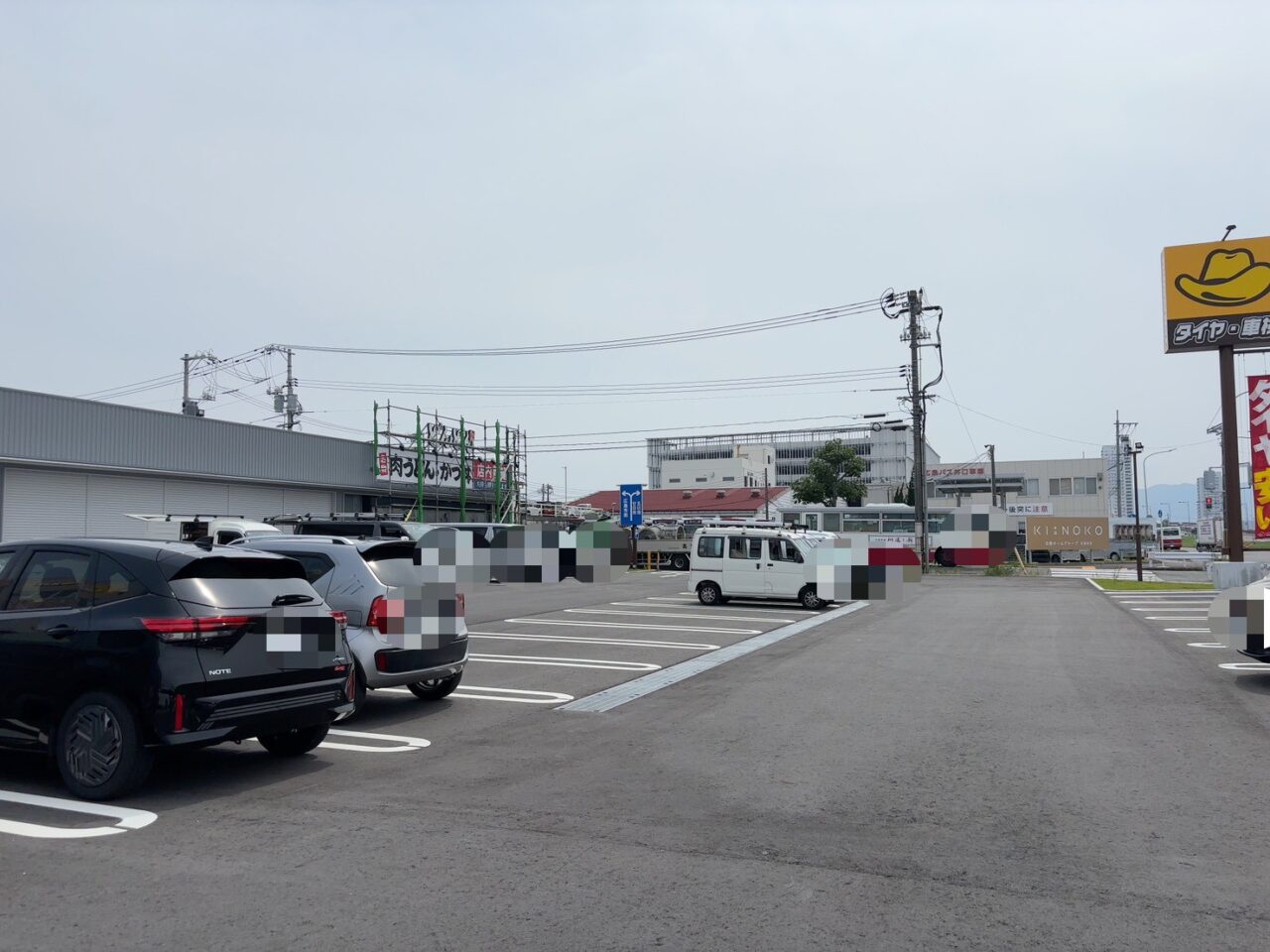 商工センターにオープン予定の「どんどん 商工センター店」の外観