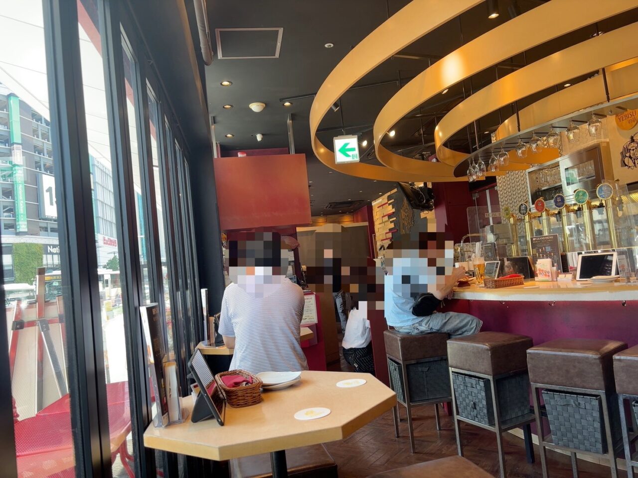     「YEBISU BAR エキシティ広島店の店舗外観」