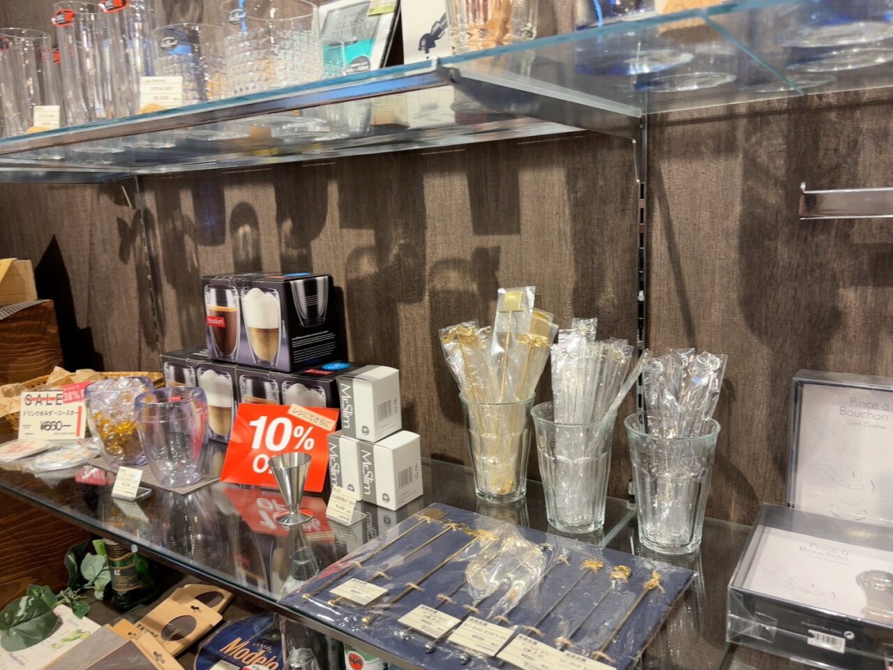 LECTのSAN-Bで行われている閉店セールの様子
