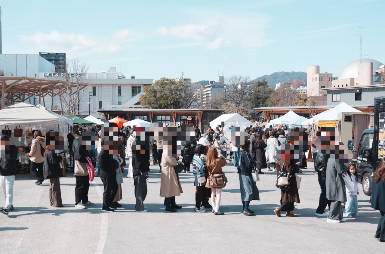 ひろしまゲートパークで10月23日から25日まで開催される海辺のカモメ市2026秋のマーケットイベント会場イメージ
